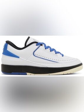 Jordan Low Top Sneakers White Black Blue